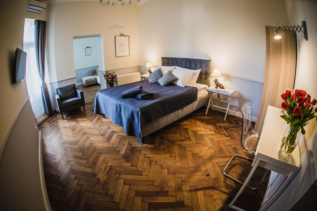 Angel House Aparthotel Krakow Exterior photo